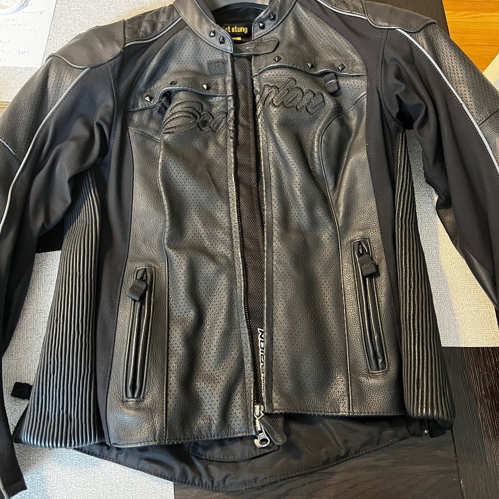 Genuine leather scorpion motorcycle jacket